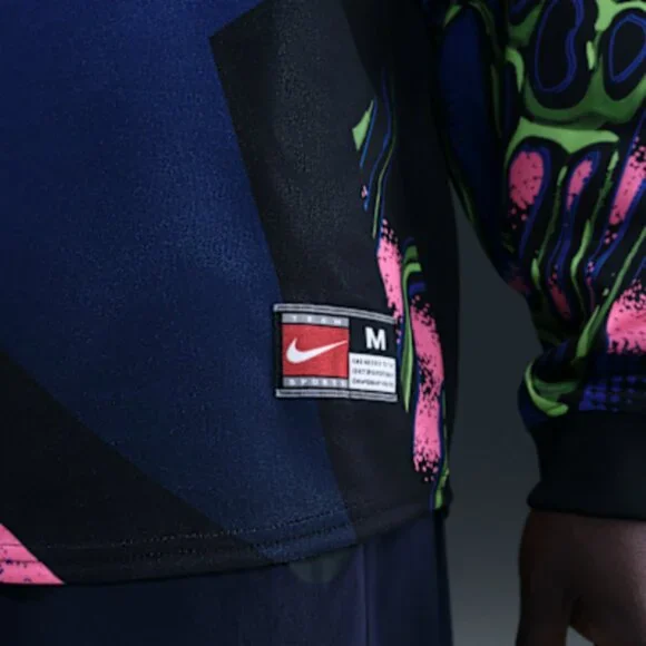 Nike Nigeria 2026 Hollywood Mens Goalkeeper Jersey IO0782-010 Sz Small & Medium - Picture 3 of 4